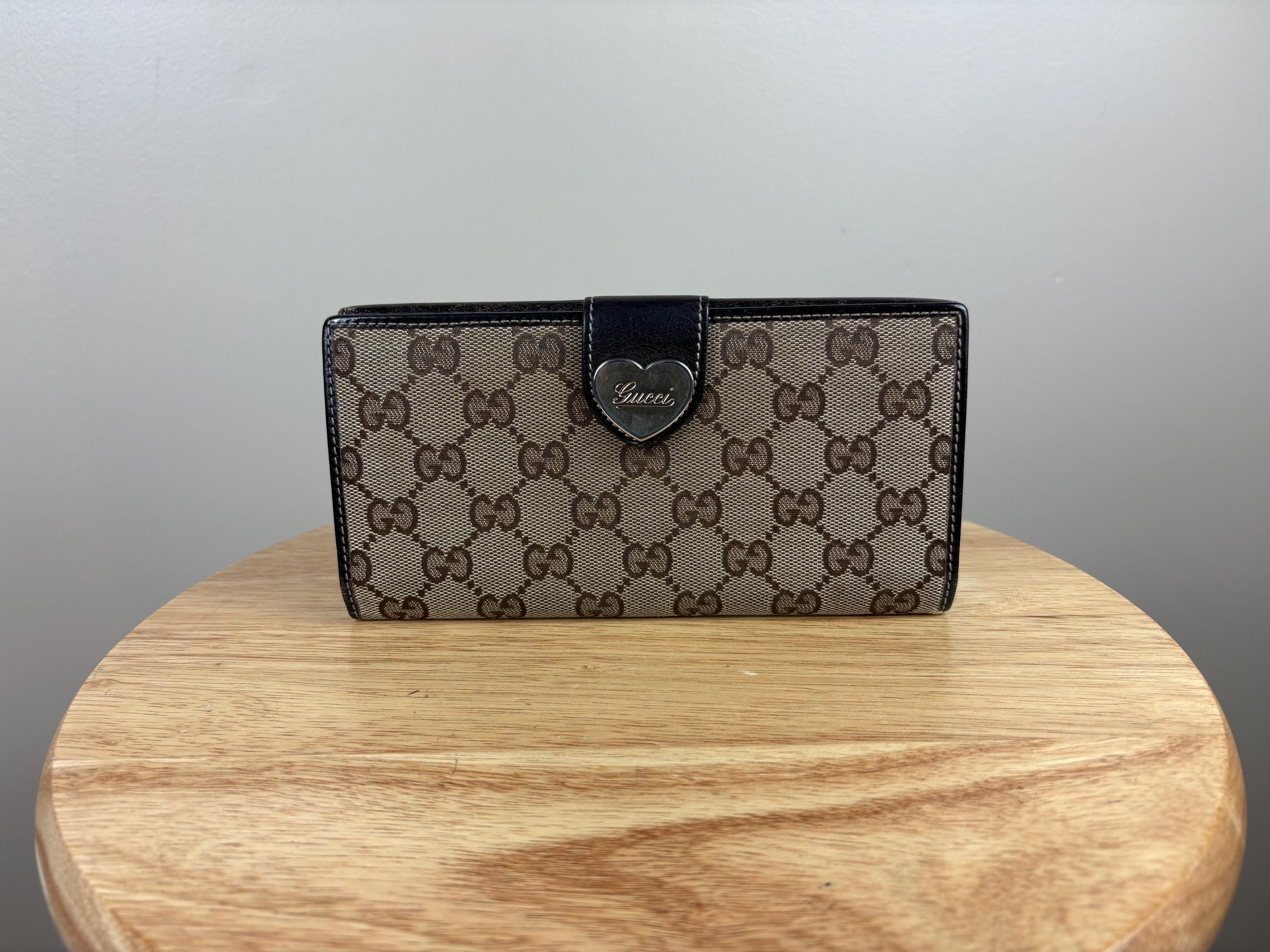 良品✨♡YSL♡ Vintage ♡ Heart Wallet ♡ 良品✨♡YSL♡ Vintage ♡ Heart Wallet ♡