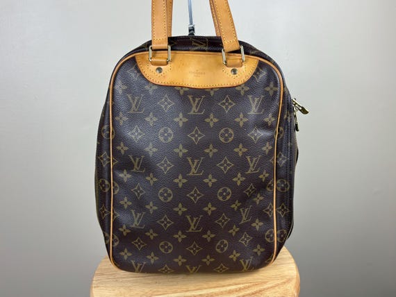 Authentic Louis Vuitton Excursion Hand Bag Monogr… - image 1