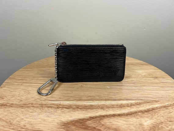 Louis Vuitton wallet epi Epi Authentic USED T17073