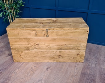 The Wharf rustic wooden chest blanket box/ottoman. Bespoke sizes available. Please read listing.