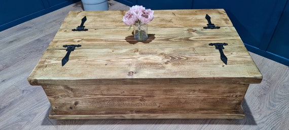 Black Metal And Natural Wood Hinged-Top Side Table Black Metal And Natural Wood Hinged-Top Side Table