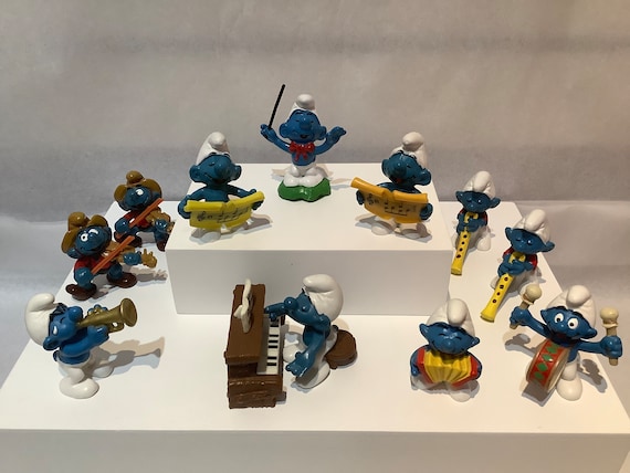 Sold at Auction: Vintage Smurf Toys