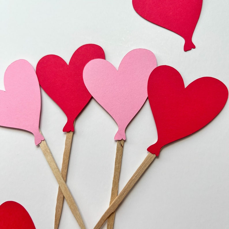 Tofficu 20Pcs Pink Heart Cupcake Toppers – Valentine’s Day, Wedding, Birthday Cake Decorations, Easy-Insert Picks