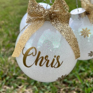 Weihnachtsschmuck, Weihnachtsfeierdekoration, personalisierte Ornamente, Namensverzierung, Glitzerverzierungen, Weihnachtsgeschenke