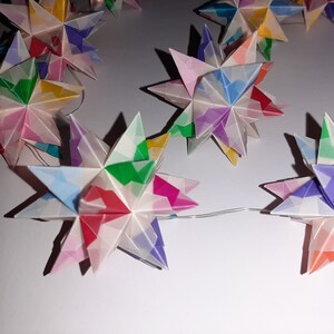 Origami Bastelset Bascetta 10 Sterne weiß/kunterbunt transparent 5,0 cm x 5,0 cm Bild 4