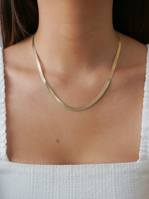 ゆうENEY HERRINGBONE K18 CHAIN NECKLACE Herringbone Chain Necklace – Eternidad LLC