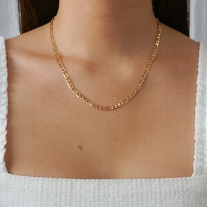 Gold Figaro Chain Necklace for Women / Thick Gold Necklace to Layer / N21