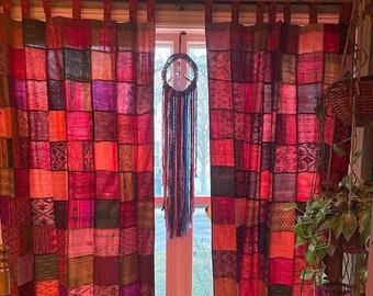 Rideaux de patchwork de soie vintage indien, rideau de porte vintage, rideau de fenêtre fait à la main, rideau de porte, panneaux de rideaux, rideaux boho floraux