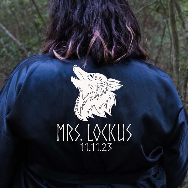 Wolf Future Mrs. Bride Viking Robe, Customizable Robe, Handfasting Getting Ready Robe, Alternative Wedding Décor, Plus Size robe