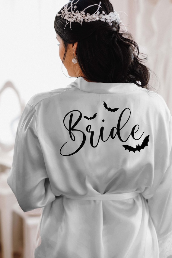 Bridal  Bats Robe, Bridesmaid robes, Gothic Bridal Party,Gothic Bride dressing gown, Getting Ready Robe ,Plus Size Robes