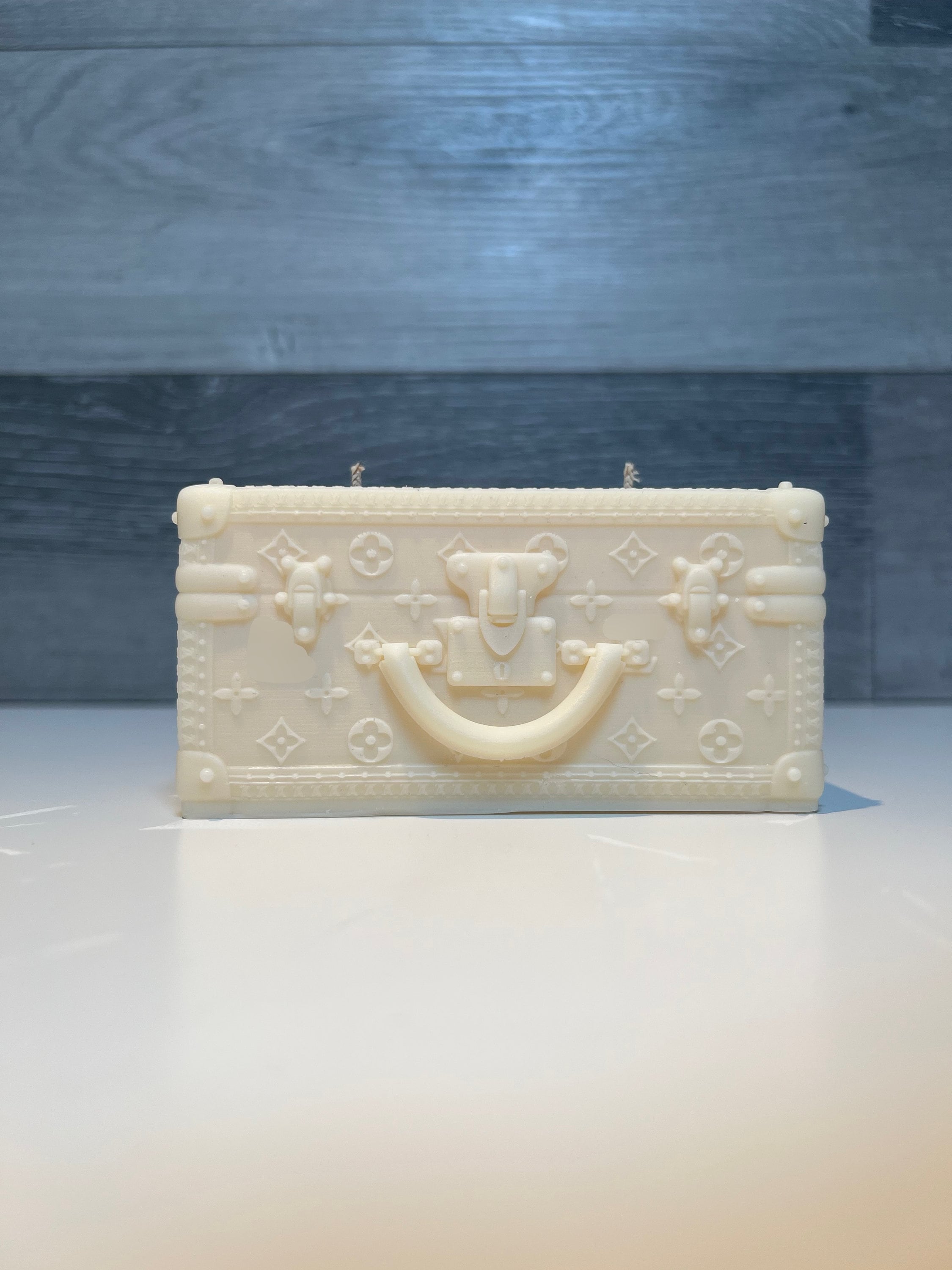 Silicone molds for candles, soap of the famous French luxury brands Chanel  candle mold LV silicone mold Louis Vuitton mold – Kerzende