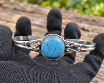 Brazalete de turquesa azul, brazalete de plata 925, brazalete abierto de piedras preciosas hecho a mano, joyería llamativa estilo bohemio, regalo para ella.