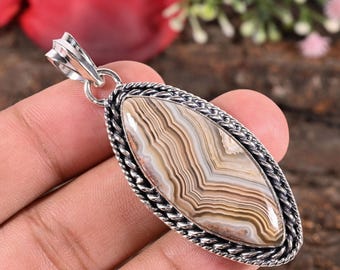 Pendentif en agate Crazy Lace naturelle, collier en pierre précieuse à bandes naturelles, bijou bohème en cristal de guérison, cadeau unique pour elle, pierre de protection
