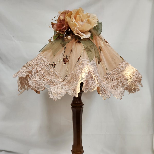 Heirloom Style Parlor Lamp with Lace Overly Shade