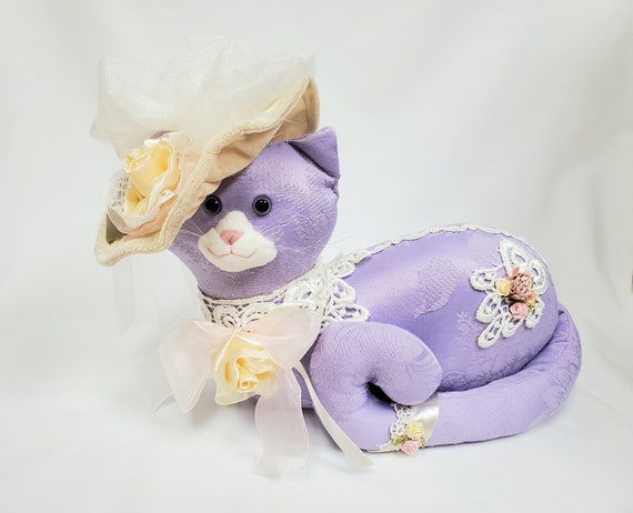 Victorian Cat - Lavender