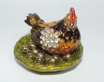 Hen Sitting on Eggs Trinket Box