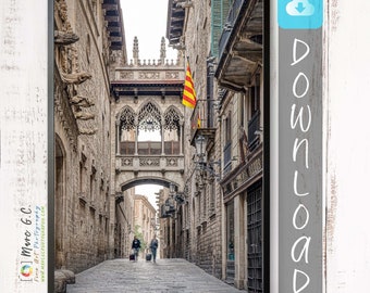 Barcelona Gothic Quarter DIGITAL DOWNLOAD - Downloadable Art Prints from Catalunya, Spain, Street Photography.