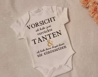 Babybody zwei 2 verrückte Tanten personalisiert als Geschenk für eine Babyparty