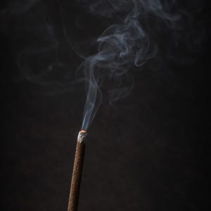Dark Honey & Tobacco Incense Sticks Hand Dipped, Premium Scented Aromatherapy Incense, Meditation Gift Vegan Fragrance Yoga Incense image 4