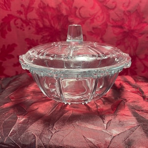 Tigela de ostras e pérolas de cristal vintage KIG Indonésia com tampa