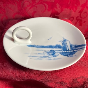 Vintage Antike Epiag Royal Fingerring Serviettenring Snack Teller Handbemalte Blaue und Weiße Windmühle Hergestellt in der Tschechoslowakei 1920er Jahre
