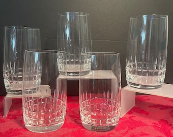 Juego de 5 vasos altos de cristal bávaro vintage con patrón cuadrado geométrico