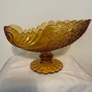 Vintage L G Wright Glass Company Amber Nautilus Shell Centerpiece Bowl Button and Daisy Pattern