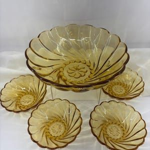 Hazel Atlas Amber Glass Swirl Bowls Vintage 1960&#39;s 5 Pieces Serving Dessert