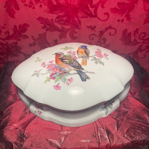 RARE Vintage Limoges Castel French Porcelaine Large Trinket Box Made in France