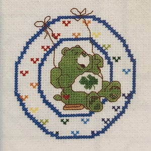 Cute Care Bears Alfabeto letra O patrón de punto de cruz contado DMC PDF descarga instantánea gráfico en blanco y negro personalizar 3" a 5"