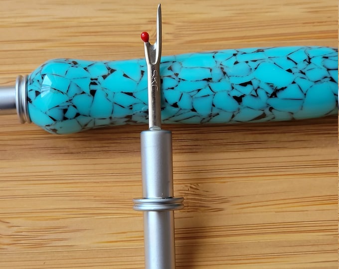 Replacement blade for handmade seam rippers