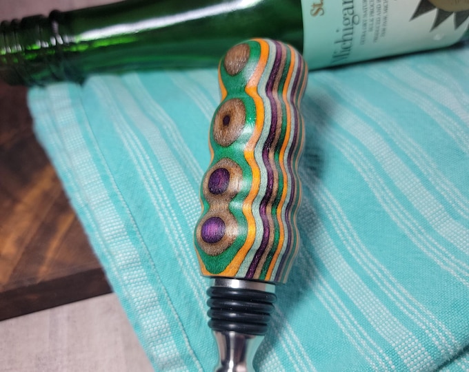 Bottle Stopper, vibrant wood