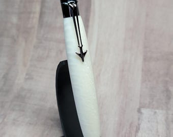 Handmade pen, Jet Airline.  White hand turned luxury pen aviation, pilot