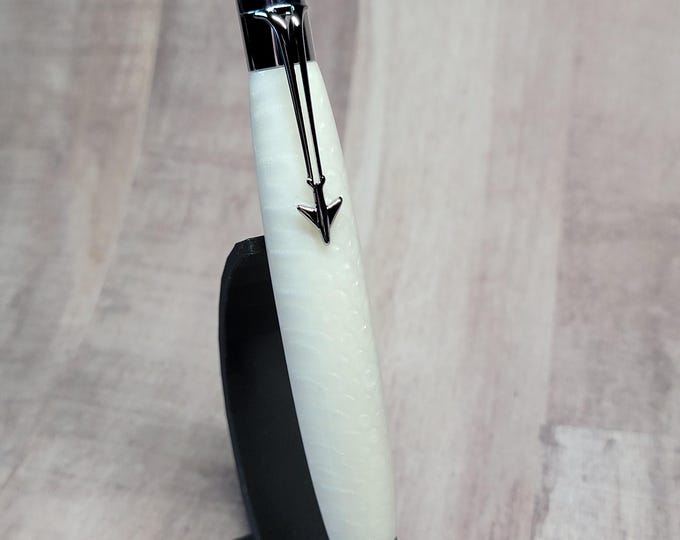 Handmade pen, Jet Airline.  White hand turned luxury pen aviation, pilot