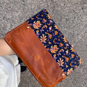 Personalized Genuine Leather MacBook Air & Pro Sleeve 13" 14" 15" 16"/Embossed MacBook Case/Leather Cover /M1 M2 M3 M4
