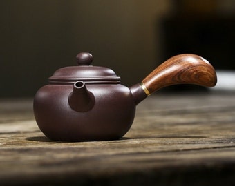 Yixing Purple Clay (Zisha) Teapot [Tang Yu Side Handle Pot 唐宇侧把壶] (Gift Box / Certificate Included) [YIQIN TEA HOUSE]