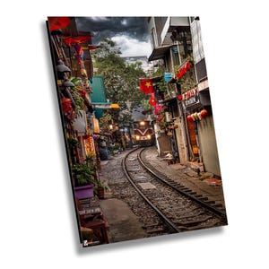 Train Street Hanoi, Vietnam, canvasafdruk, Vietnam Fine Art Photography, kunst aan de grote muur, reisfotografie, Vietnam Home Decor, treinfoto