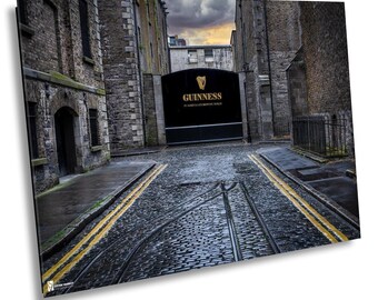 Puerta de Guinness, Dublín, Irlanda. Impresión fotográfica. Arte mural irlandés.
