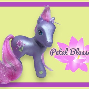 Pied magnétique Petal Blossom Purple Pearl MLP 2005 Hasbro OOAK