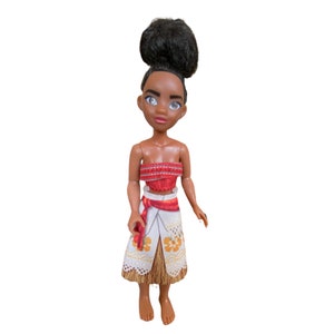 2016 Moana of Oceania Adventure Doll - Pre Loved image 1
