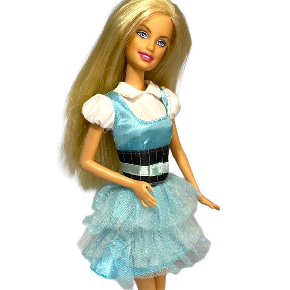 Barbie fashionistas 2009 dolls hotsell
