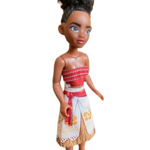 2016 Moana of Oceania Adventure Doll - Pre Loved image 5