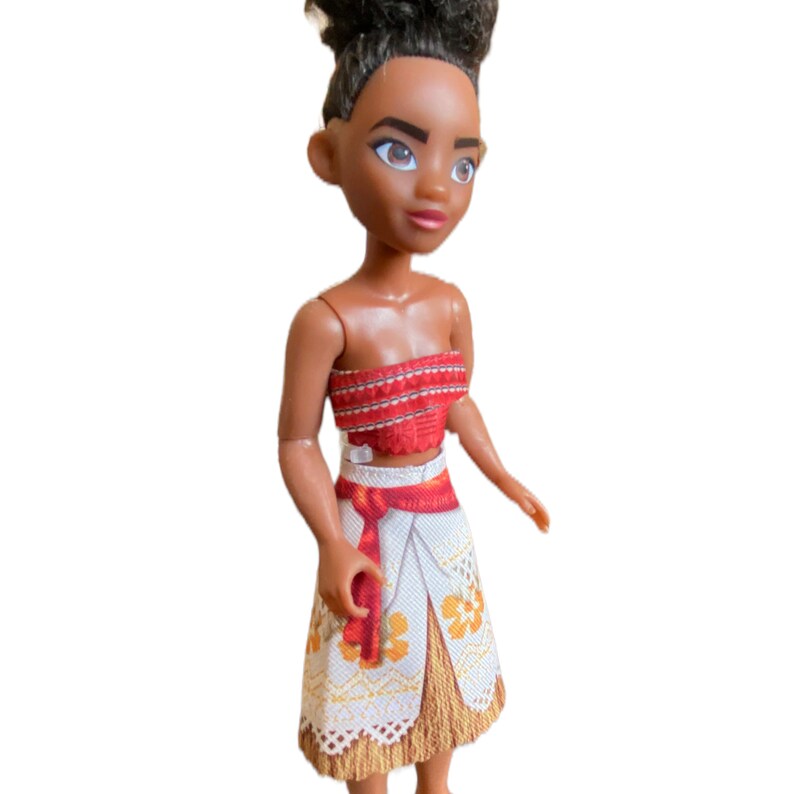 2016 Moana of Oceania Adventure Doll - Pre Loved image 5