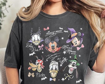 Camisa de Halloween con lazo coqueto de Mickey y sus amigos, colores cómodos, camiseta retro de Halloween de Disney, camiseta de Mickey no tan aterrador para fiestas familiares a juego 2025