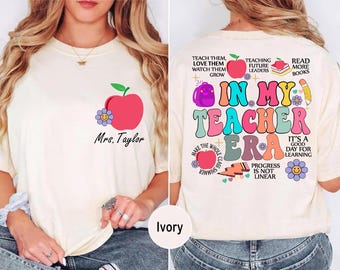 Personalisiert in meiner Lehrer-Ära T-Shirt Lehrer-benutzerdefiniertes Name-Sweatshirt Benutzerdefinierter Name Lehrer-Anerkennung Geschenk mein Lehrer-Ära-Shirt Kundenspezifisches T-Shirt