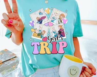 Camiseta de viaje de chicas de Frozen, camiseta de vacaciones de Anna y Elsa de Disney, camiseta de aventura de princesa, camiseta a juego para hermanas, camiseta de viaje de mejores amigas 2025, camiseta de viaje de Walt Disney