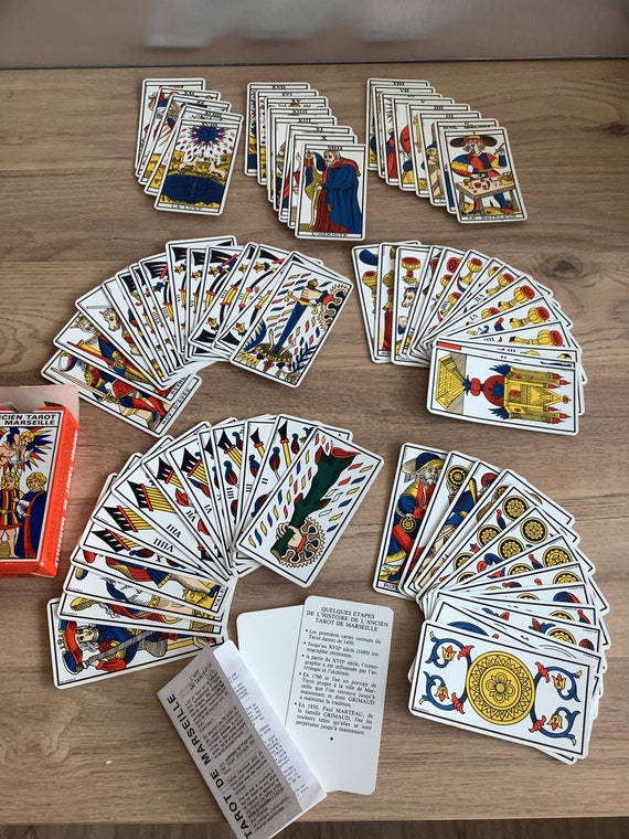 TAROT DE MARSEILLE - jeu de cartes divinatoire