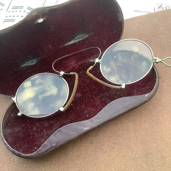 Lunette antique française, de spectacle, pince nez pour lire vintage