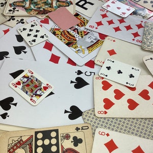 Kit Mystère de cartes de jeu, lot de 20 Playing Cards, Curiosity box, pour art journal / papier scrapbooking, Mystery bundle