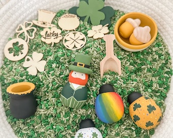 Lucky Leprechaun Sensory Kit // St. Patrick’s Day Pegdoll Montessori Wood Toy Sensory Rice and Pasta Bin